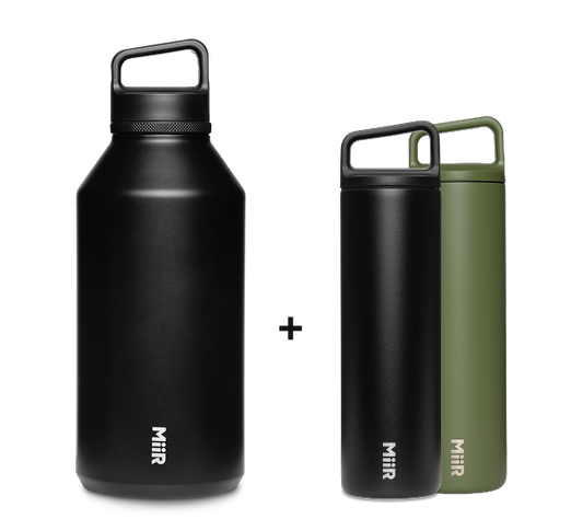 64oz-wm-bottle-2x-20oz-wm-bottles-t3 64oz-bundle-02_1_18b15d87-3696-46e8-b17a-5e1130138654.png