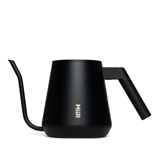 new-standard-pour-over-kettle-n4 Pour_Over_Kettle_Black_Studio_0222_Front.jpg
