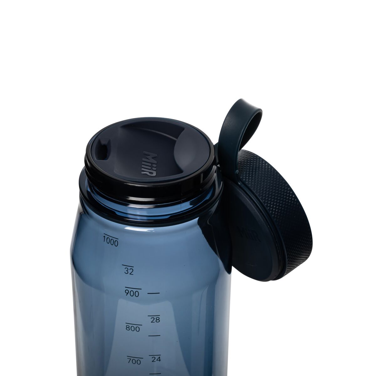 everywhere-bottle-d8 WebPDP-33oz_Everywhere_Bottle_TidalBlue__EWB1PN32215_X2Studio_TetherTwist.jpg