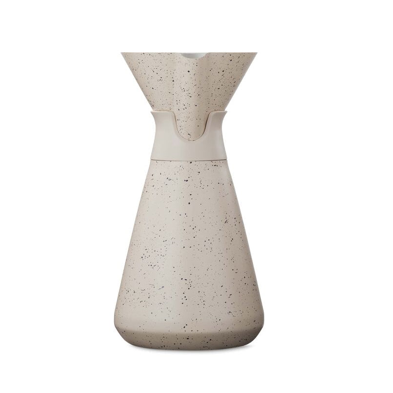 new-standard-carafe-v7 WebPDP-33oz_New_Standard_Carafe_Desert_Tan_Speckle_Studio__CAR1SVOS224_270.jpg