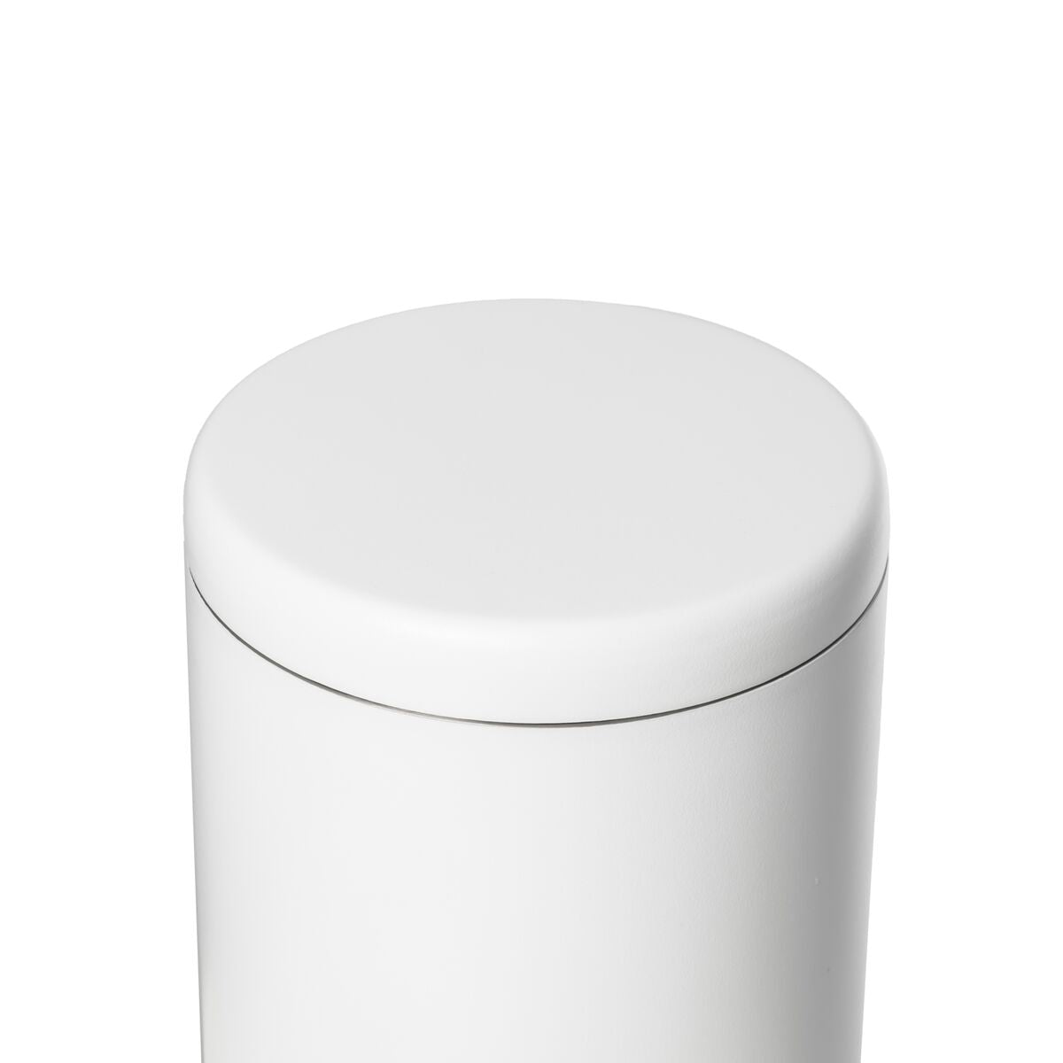 airlock-coffee-canister-d0 WebPDP-Airlock_Coffee_Canister__ACN2SVOS001_White_X2Studio_45_Deg_Lid_On.jpg
