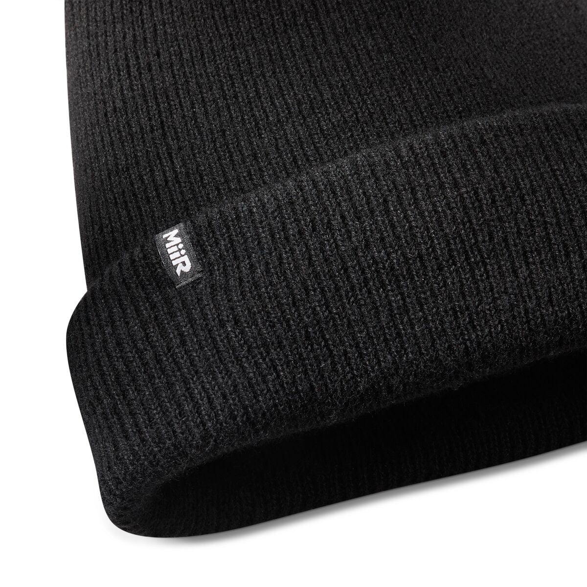 recycled-cashmere-beanie-d4 WebPDP-Recycled_Cashmere_Luxe_Beanie_Studio_Detail__BNE004002OS.jpg