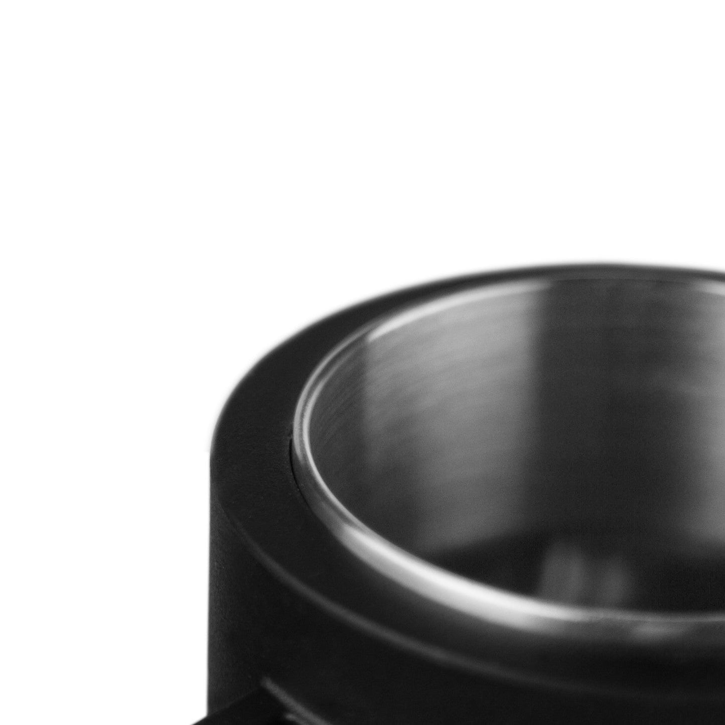64oz-growler-c9 growlerdetail4_fb0f0b7d-3e89-4075-9191-31341ec4c1c0__402220.jpg